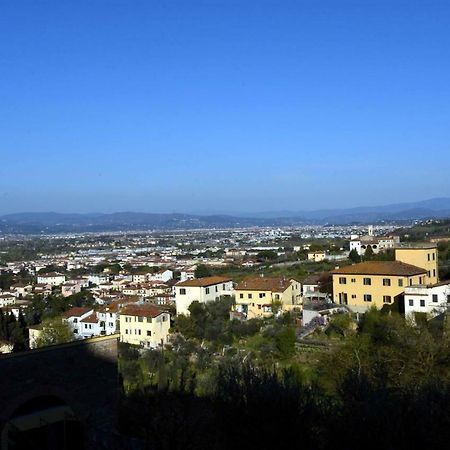 شقة لاسترا أَ سينيا  في Historical Palace In The Heart Of Tuscany المظهر الخارجي الصورة