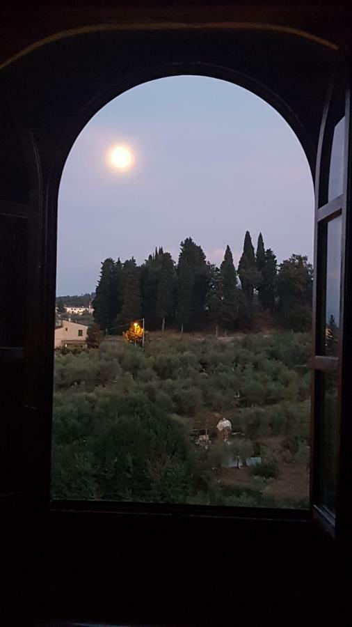شقة لاسترا أَ سينيا  في Historical Palace In The Heart Of Tuscany المظهر الخارجي الصورة