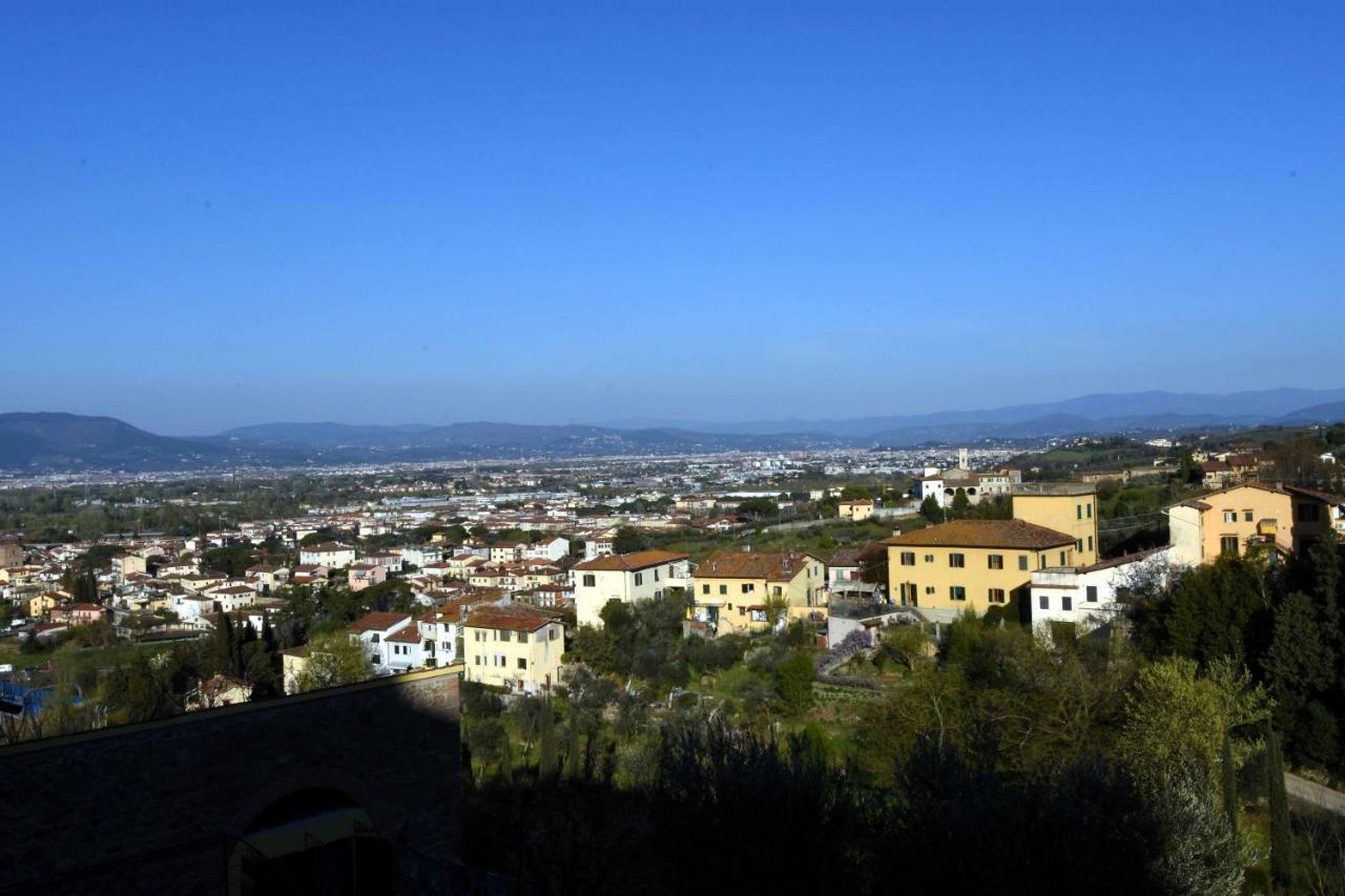 شقة لاسترا أَ سينيا  في Historical Palace In The Heart Of Tuscany المظهر الخارجي الصورة