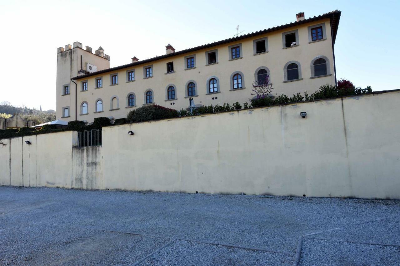 شقة لاسترا أَ سينيا  في Historical Palace In The Heart Of Tuscany المظهر الخارجي الصورة