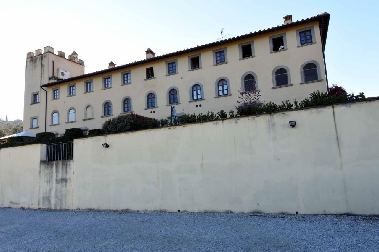 شقة لاسترا أَ سينيا  في Historical Palace In The Heart Of Tuscany المظهر الخارجي الصورة